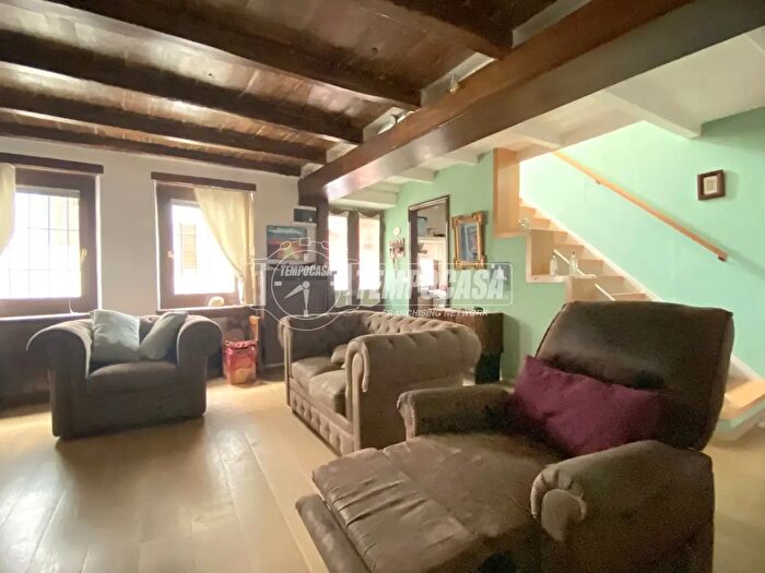 Appartamento quadrilocale in vendita in Via Camillo Vercellone, Sordevolo