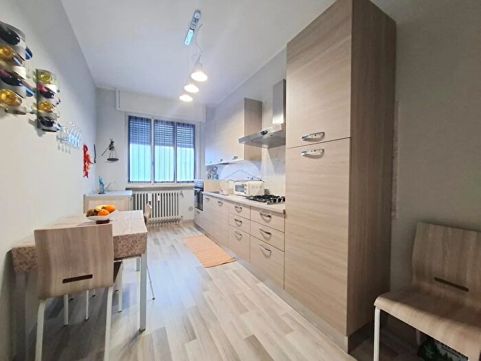 Appartamento bilocale in vendita in Via Piacentini, Voghera