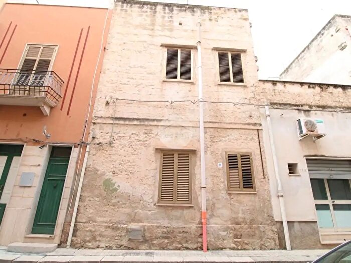 Appartamento trilocale in vendita in Via G Marconi, Trapani