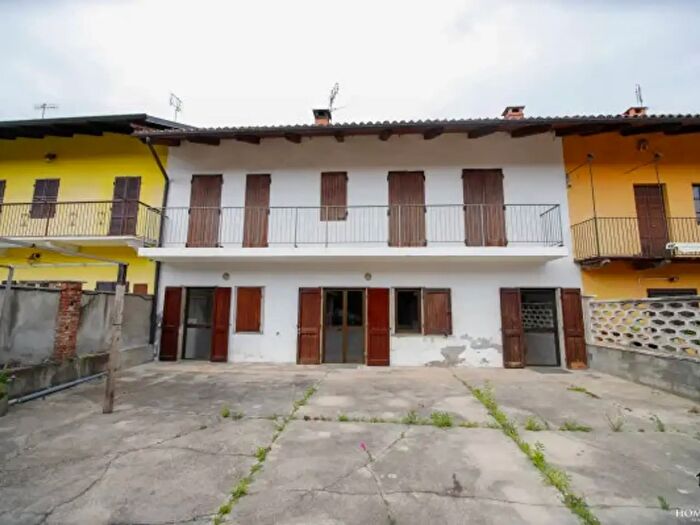 Casa quadrilocale in vendita in Via Santa Margherita, Chivasso