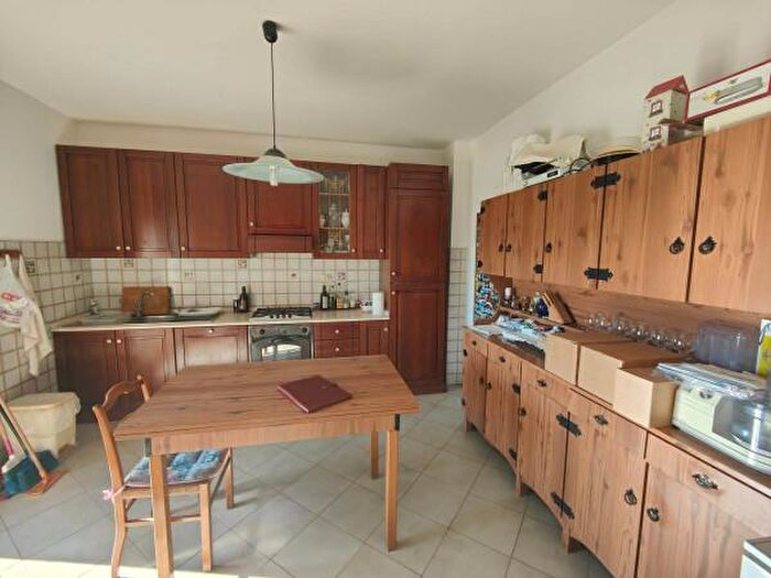 Appartamento con 5 locali in vendita in Via Aretina, Montevarchi