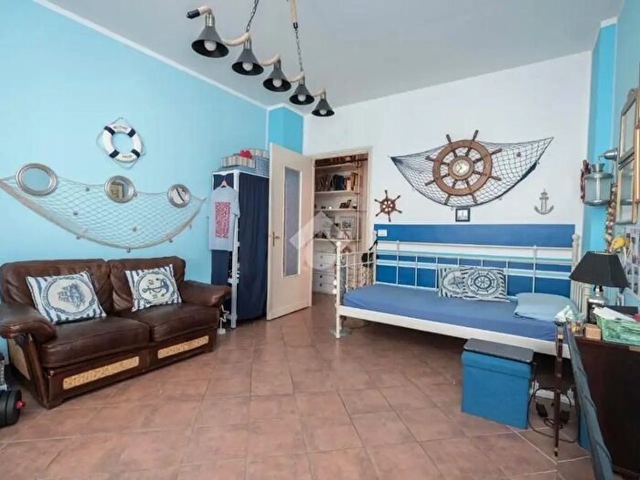 Appartamento trilocale in vendita in Via Beaulard, Torino
