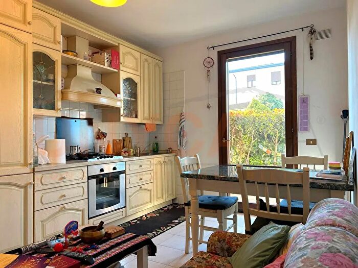 Appartamento bilocale in vendita in Via degli Alpini, Mestrino