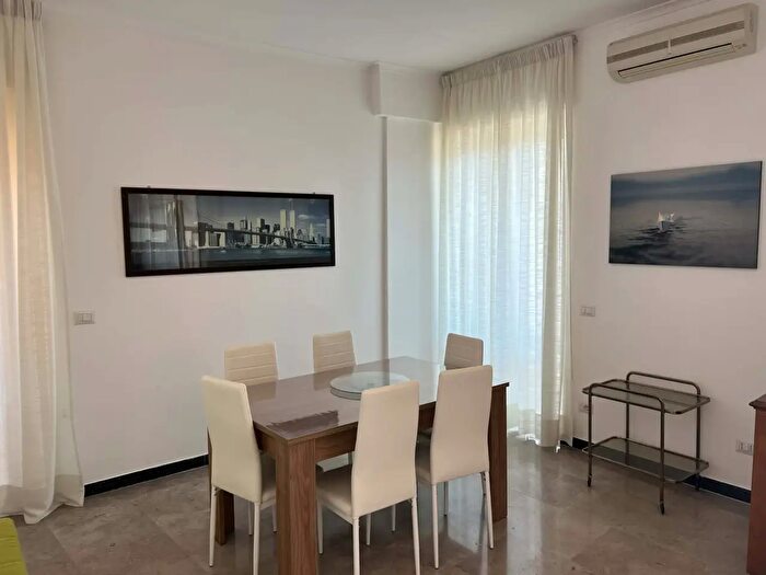 Appartamento in affitto in Via Ettore Mambretti, Roma