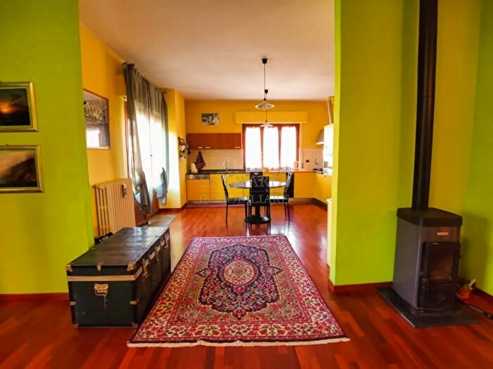 Appartamento con 5 locali in vendita in Sansepolcro