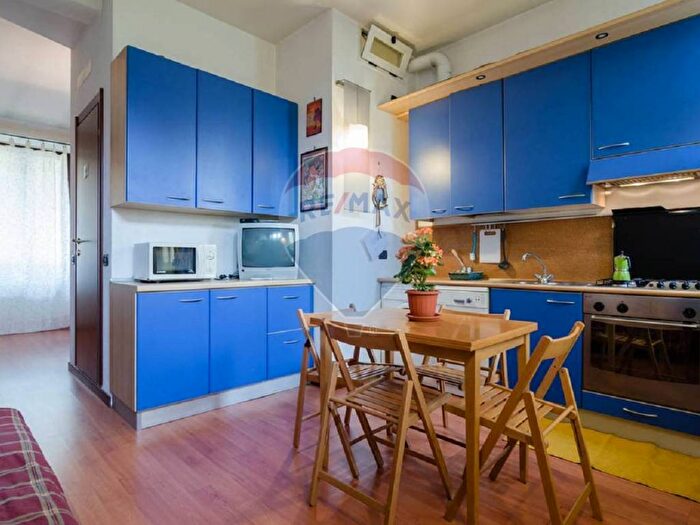 Appartamento bilocale in affitto in Via Giulio Belinzaghi, Farini, Milano