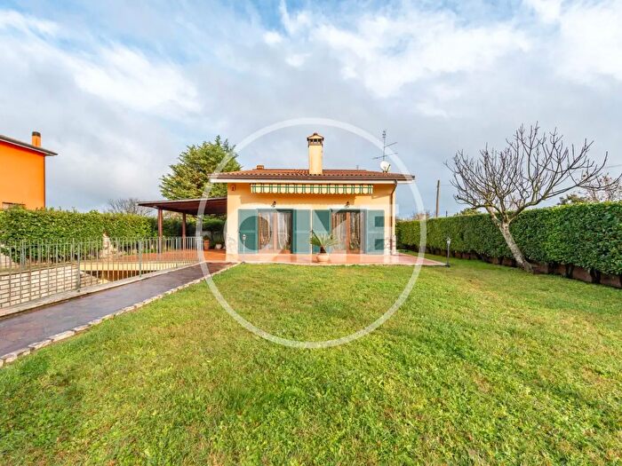 Casa con 5 locali in vendita in Via Colle San Giudico, Valmontone
