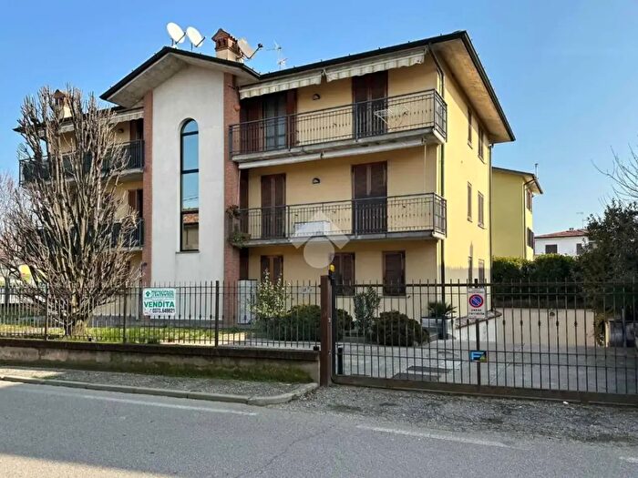 Appartamento bilocale in vendita in Via XI Febbraio, Bagnolo Cremasco