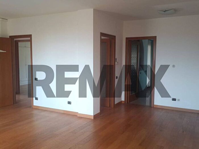 Appartamento trilocale in affitto in Via Pesenti, San Marco Oliveto, Perugia