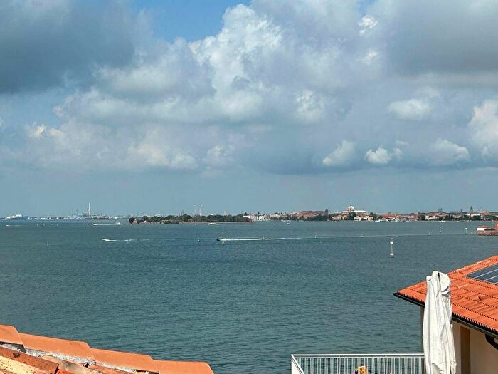 Casa bilocale in affitto in Lido di Venezia, Venezia