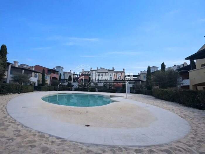 Appartamento trilocale in vendita in Via Monsignore Giovanni Marcato, Jesolo