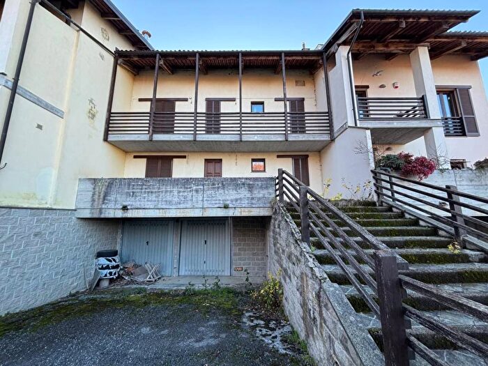 Casa con 6 locali in affitto in Corso Italia, Altipiano, Mondovì