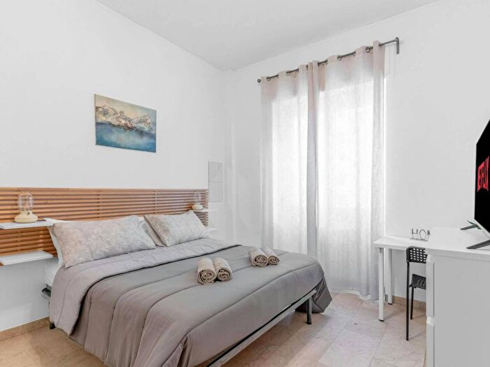 Appartamento trilocale in affitto in Via Val dOssola, Niguarda, Milano