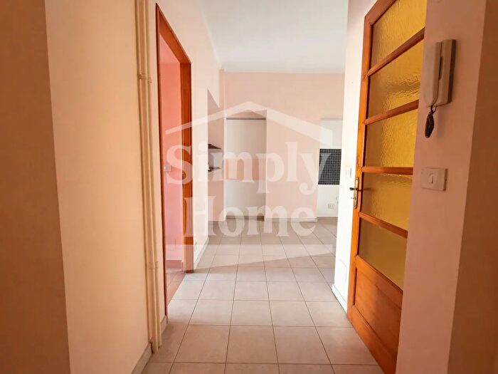 Appartamento bilocale in vendita in Via Groscavallo, Torino