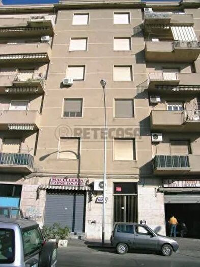 Appartamento trilocale in vendita in Via Napoleone Colajanni, Caltanissetta