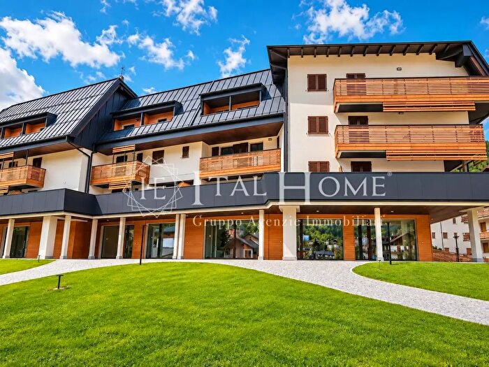 Appartamento quadrilocale in vendita in Via Europa, Ponte Di Legno