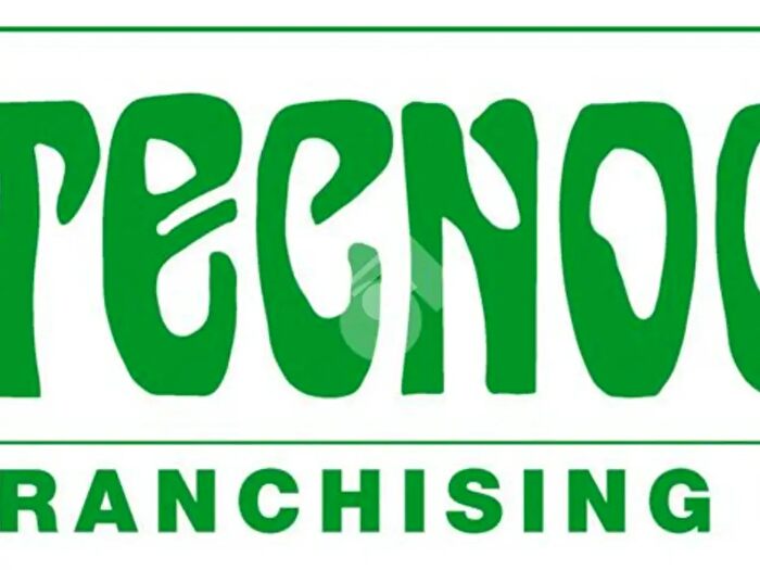 Appartamento trilocale in vendita in Via Cerveteri, Roma