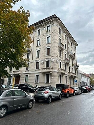 Appartamento bilocale in affitto in Piazza Irnerio, Washington, Milano