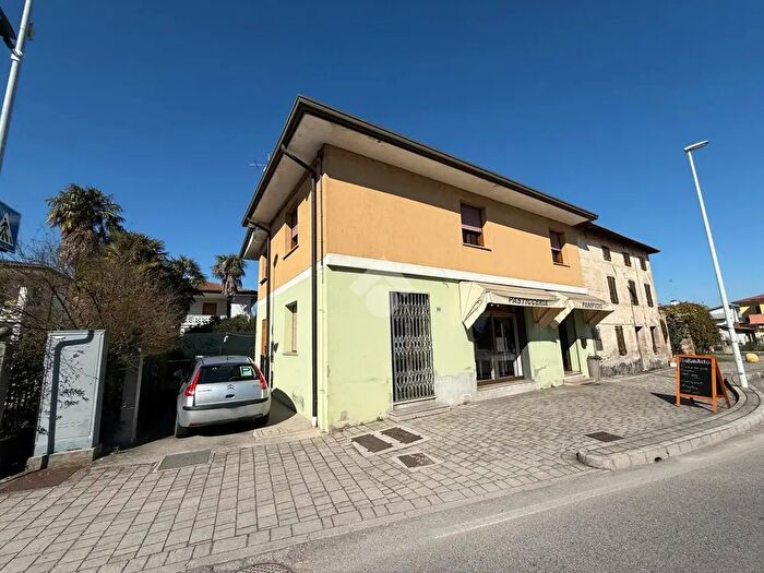 Appartamento quadrilocale in vendita in Via Vittorio Veneto, Chions