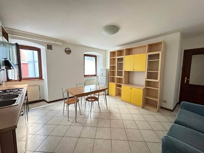 Appartamento trilocale in affitto in Via Filippo Corridoni, Largo Barriera Ospedale Maggiore, Trieste