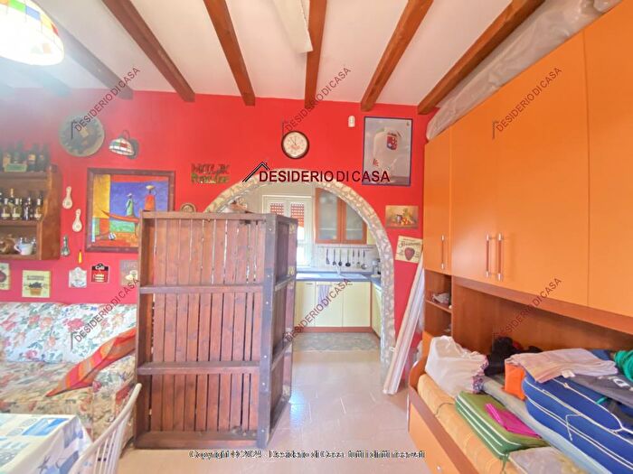 Appartamento trilocale in vendita in Viale Himera Campofelice di Roccella Pa Italia, Campofelice Di Roccella