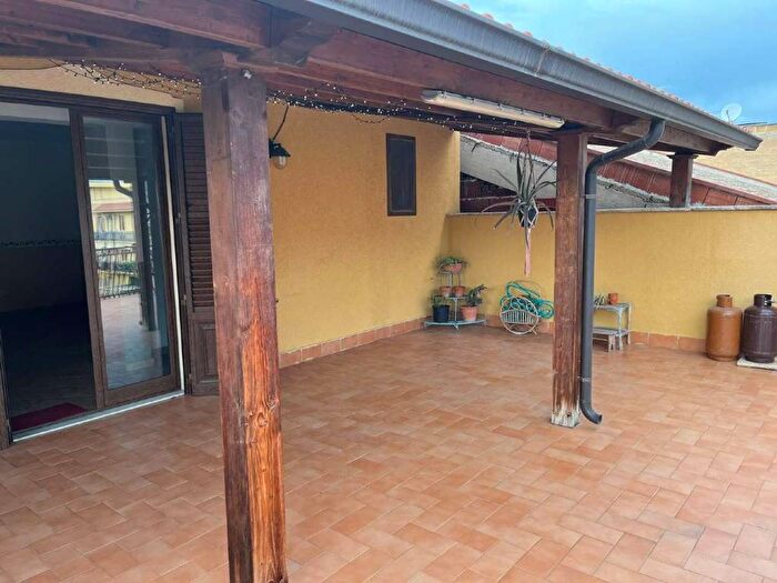 Appartamento con 5 locali in affitto in VIA FILIPPO TOMMASO MARINETTI, Centro, Bagheria