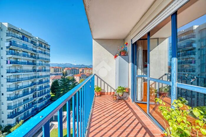 Appartamento con 5 locali in vendita in Via Salvador Allende, Orbassano