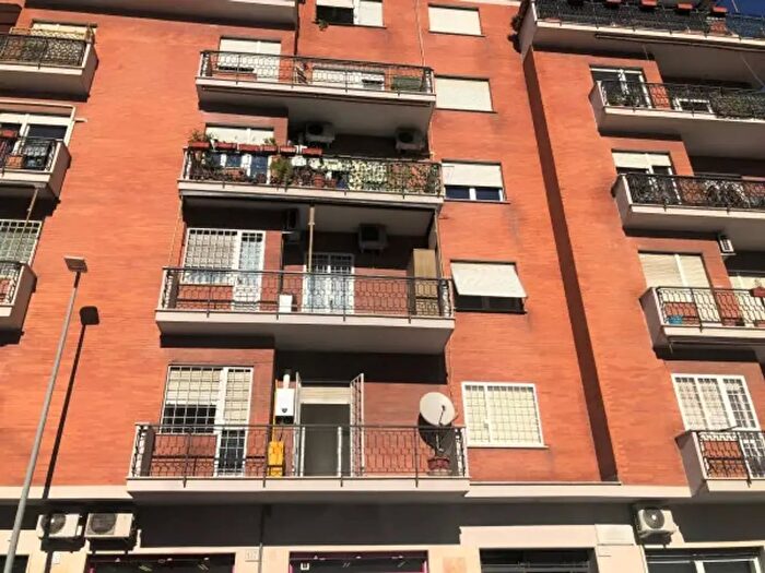 Appartamento bilocale in vendita in Via Gabrino Fondulo, Roma