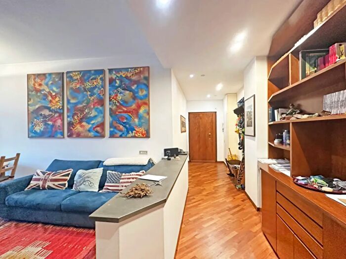 Appartamento bilocale in vendita in Via Rembrandt, Milano