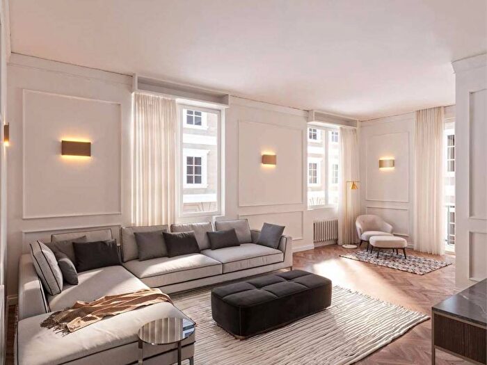 Appartamento con 6 locali in affitto in San Marco SS Annunziata, Firenze