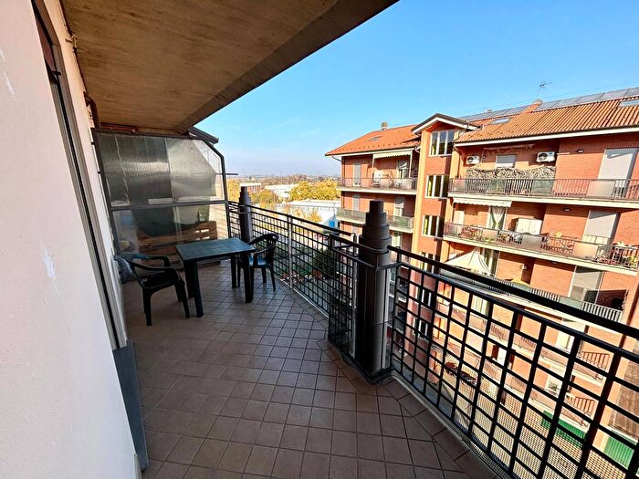 Appartamento trilocale in vendita in Via Casalbagliano, Alessandria