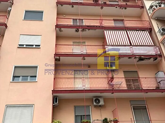 Appartamento trilocale in vendita in Via Properzio, Brindisi