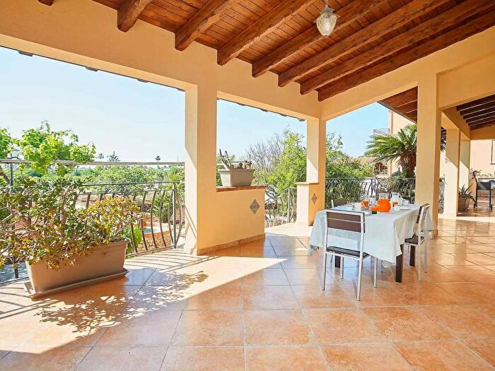 Casa con 6 locali in affitto in Via Nazionale, Centro, Cinisi
