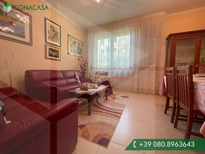 Appartamento con 5 locali in vendita in Via Magna Grecia g, Bari