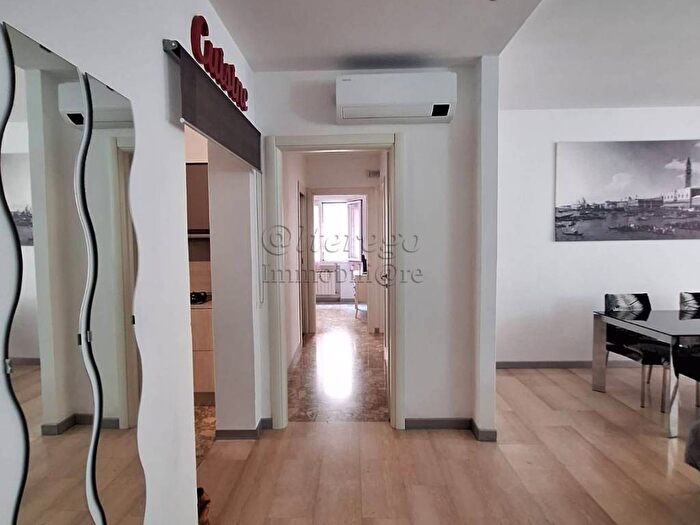 Appartamento bilocale in affitto in Viale Giuseppe Garibaldi, Mestre, Venezia