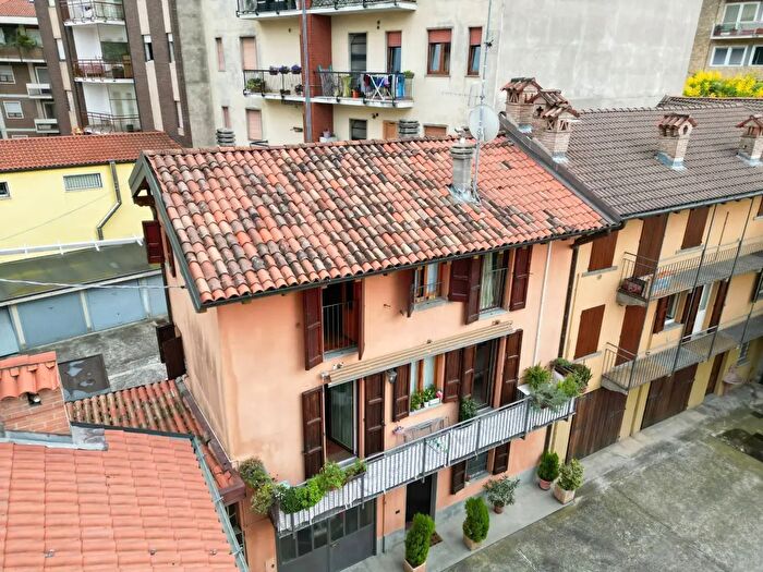 Appartamento trilocale in vendita in Via Broseta, Bergamo
