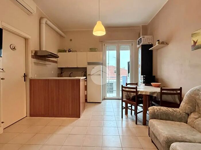 Appartamento trilocale in vendita in Via Don Minzoni, Misano Adriatico