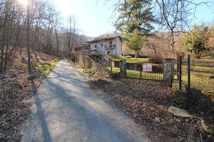 Casa con 5 locali in vendita in Via Pramorello, Martiniana Po