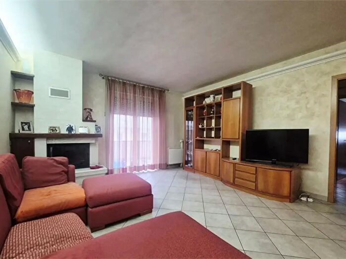 Appartamento con 7 locali in vendita in Via Belvedere, San Giovanni Teatino