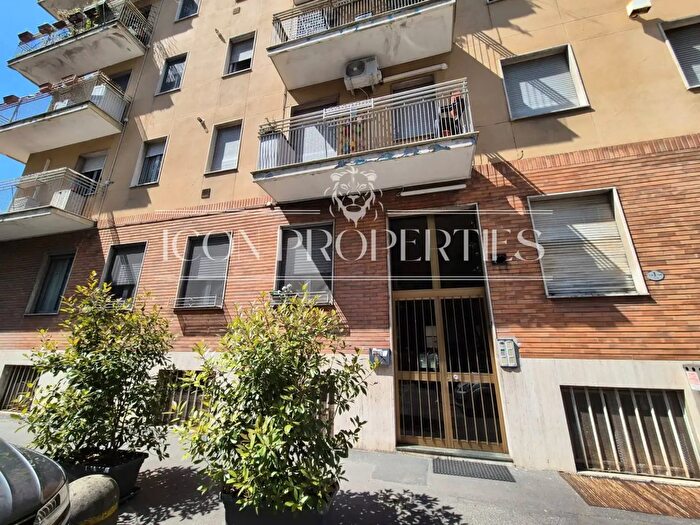 Appartamento trilocale in vendita in Via Ulisse Salis, Milano