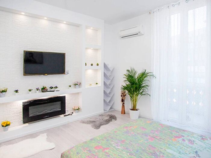 Appartamento bilocale in affitto in Via Carlo Imbonati, Dergano, Milano