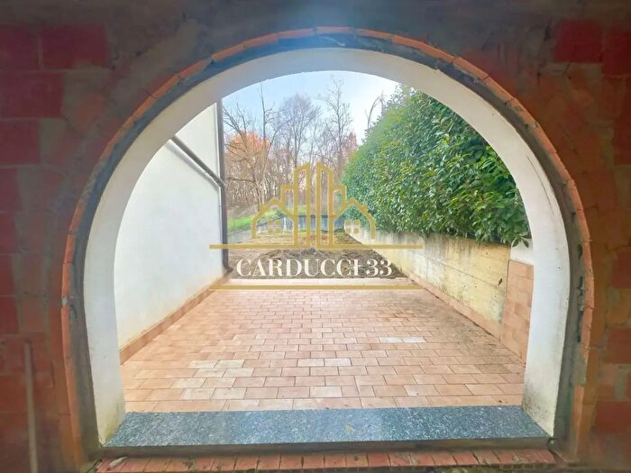 Casa con 6 locali in vendita in Godiasco Salice Terme