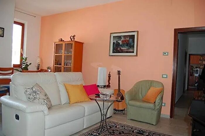 Appartamento quadrilocale in vendita in Castelnuovo Berardenga