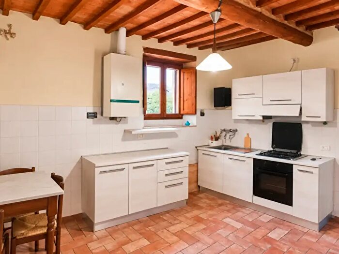 Appartamento con 6 locali in vendita in Corso Giacomo Matteotti, Asciano