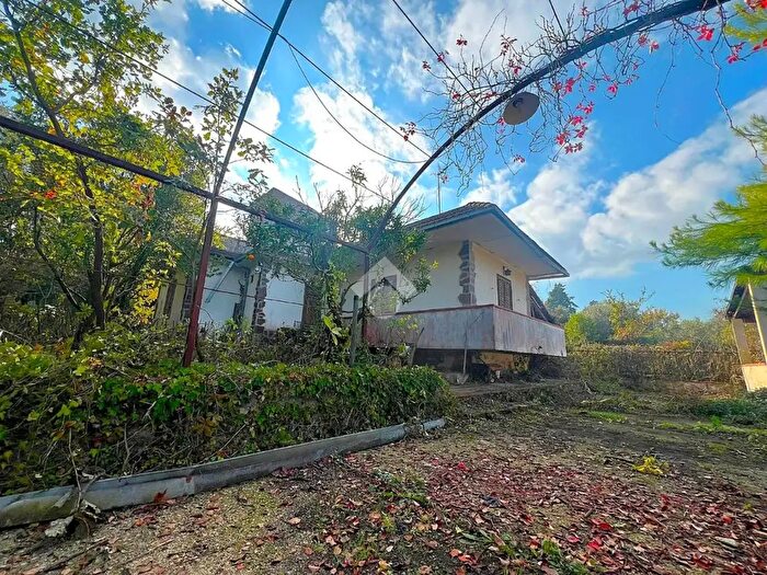 Casa con 5 locali in vendita in Località Casetta, Sessa Aurunca