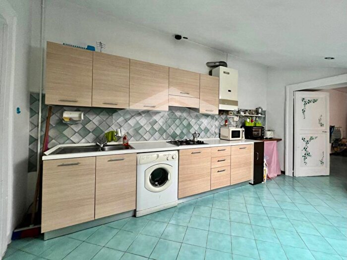 Appartamento trilocale in affitto in Corso Vittorio Emanuele, Centro, Campobasso