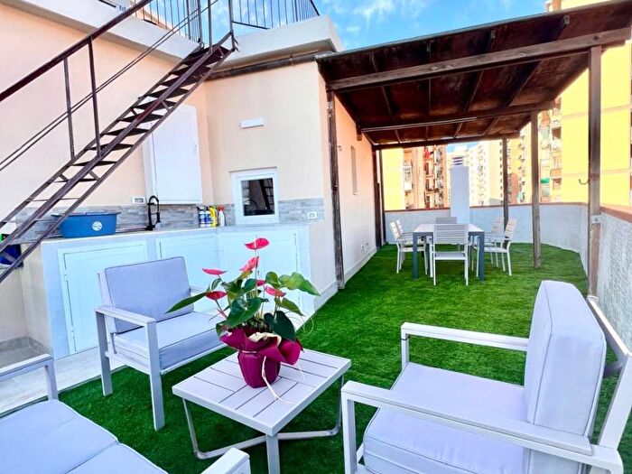 Appartamento trilocale in affitto in Via Dante Alighieri, Centro, Follonica