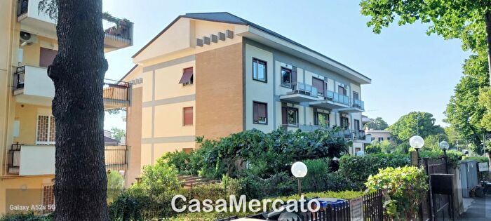 Appartamento trilocale in vendita in Viale San Bartolomeo, Grottaferrata