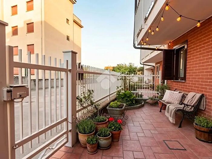 Casa con 5 locali in vendita in Via della Palazzina, Alessandria