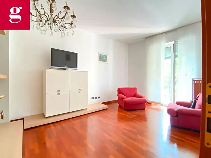 Appartamento bilocale in vendita in Via Caterina da Forlì, Milano